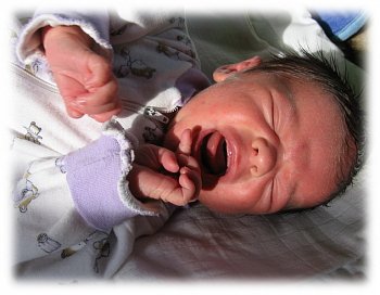 Co je to novorozenecká kolika a jak na ni?